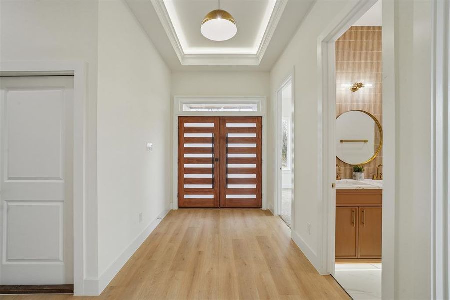 Spacious, unfurnished interior of a new home in , Dallas (Image 25).