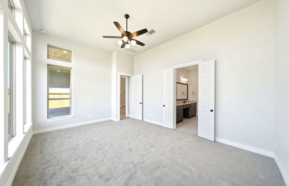 Spacious, unfurnished interior of a new home in Bridgeland 60′, Cypress (Image 45). Spacious, unfurnished interior of a new home in Bridgeland 60′, Cypress (Image 45).