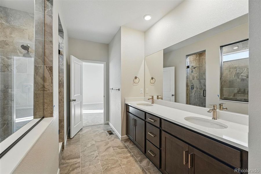 9374 Quartz Street ~ Ready Now