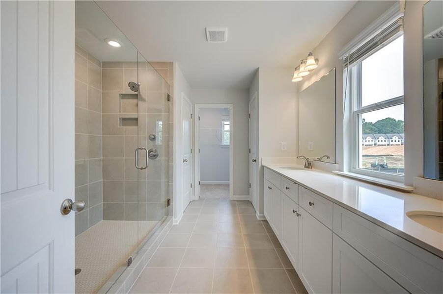 Furnished interior view inside a new home in Abbotts Crossing, Conyers (Image 10).