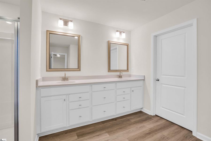 Furnished interior view inside a new home in Lynbrook, Boiling Springs (Image 10).
