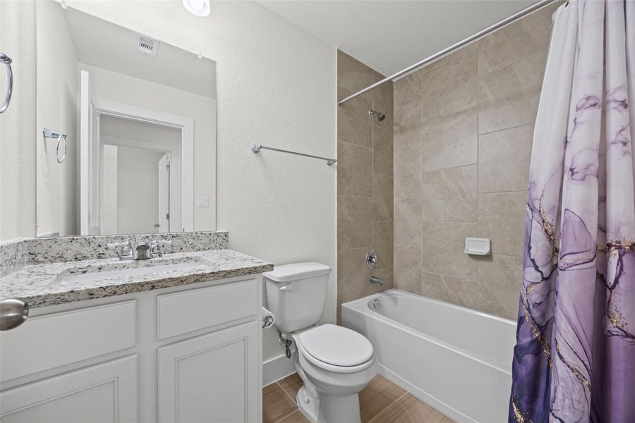 Furnished interior view inside a new home in , Georgetown (Image 29).