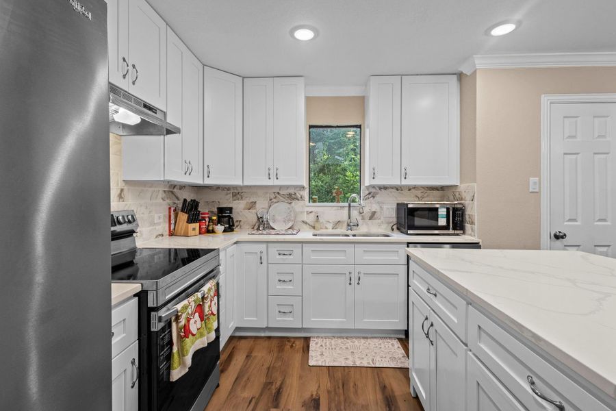 Furnished interior view inside a new home in , Woodville (Image 26). Furnished interior view inside a new home in , Woodville (Image 26).