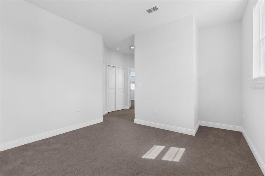 Spacious, unfurnished interior of a new home in , St. Cloud (Image 39).