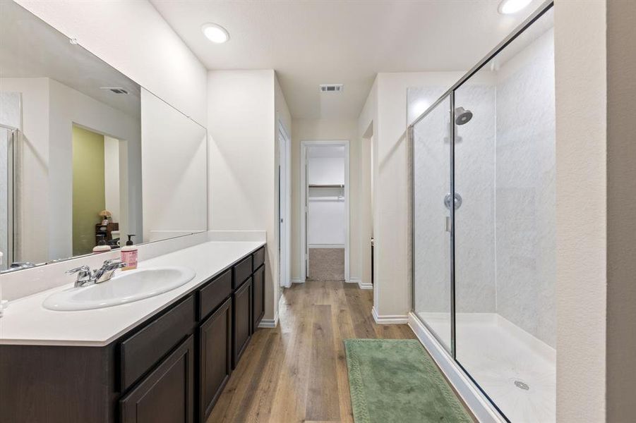 Furnished interior view inside a new home in , Ennis (Image 6).