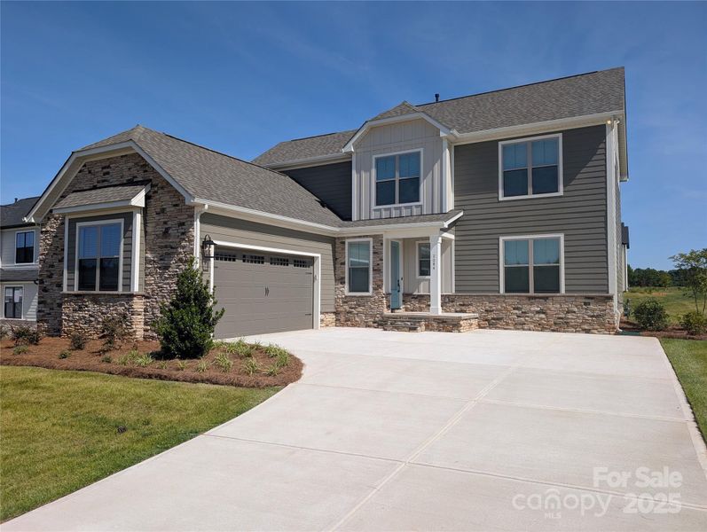 Front exterior of a new home in Stoneridge Hills, Rock Hill, SC, highlighting curb appeal (Image 1).