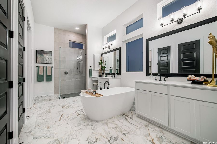 Furnished interior view inside a new home in Mesa Western, Cibolo (Image 27).