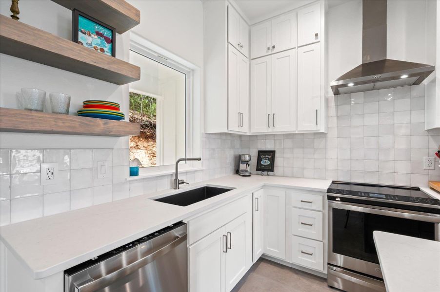 Quart Counters, Blanco Sink, GE Appliance Package