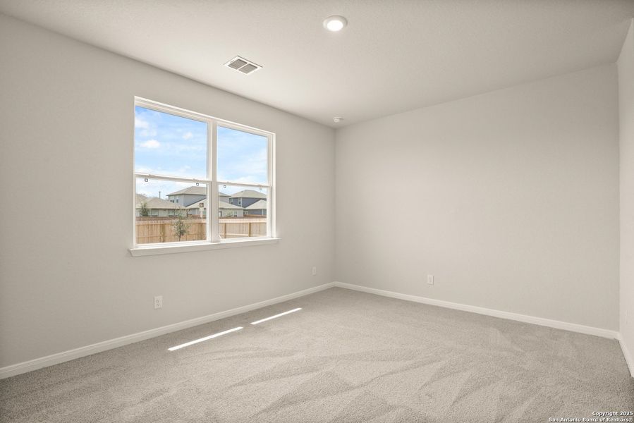 Spacious, unfurnished interior of a new home in Abbott Place, St. Hedwig (Image 26).