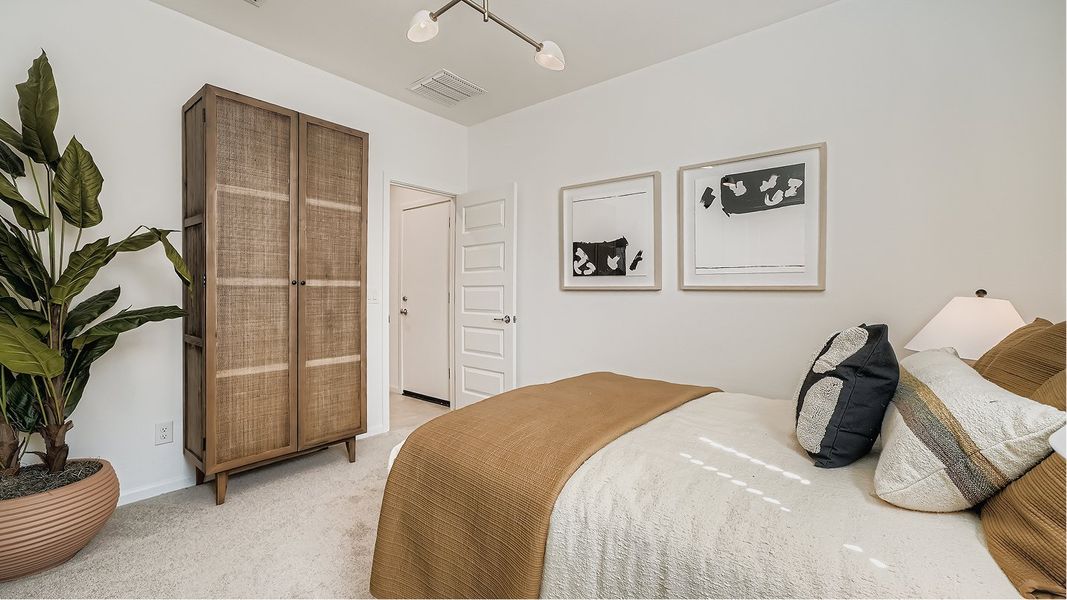 3470 Hadley Bed4 2of2 F1 Base2 3470 Hadley Bed4 2of2 F1 Base2