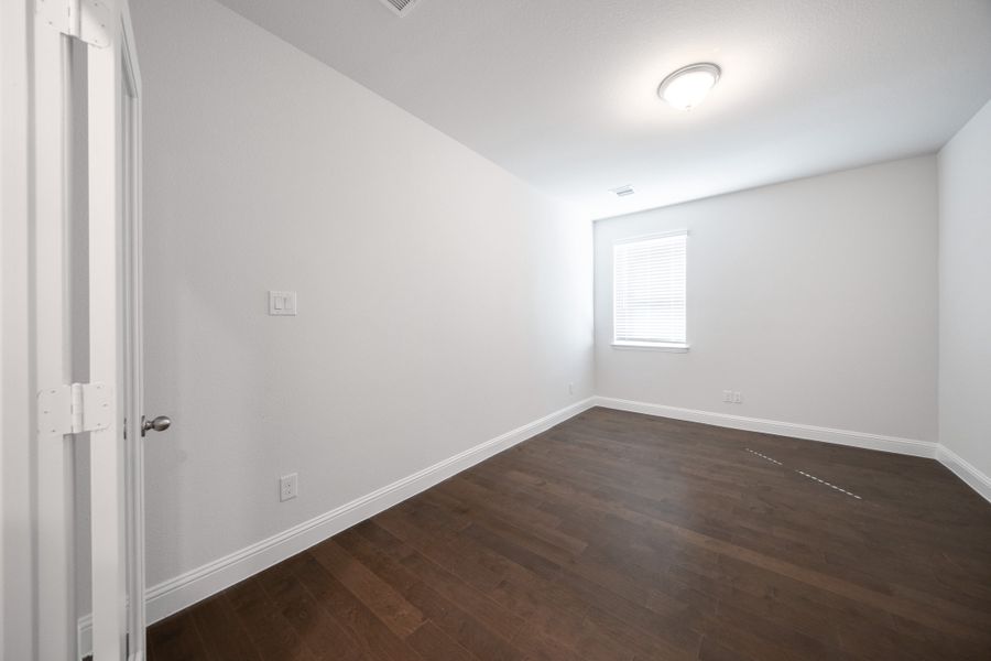 Spacious, unfurnished interior of a new home in Churchill, Anna (Image 17). Spacious, unfurnished interior of a new home in Churchill, Anna (Image 17).