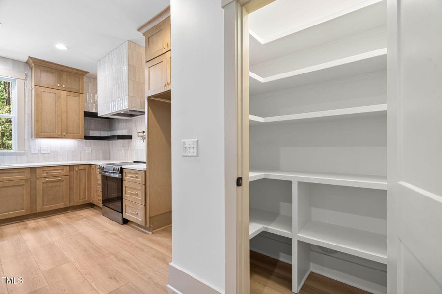 42-web-or-mls-165-nashua-dr 42-web-or-mls-165-nashua-dr