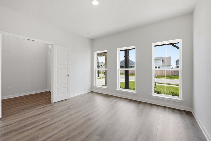 Spacious, unfurnished interior of a new home in Gourd Creek, Bryan (Image 7). Spacious, unfurnished interior of a new home in Gourd Creek, Bryan (Image 7).