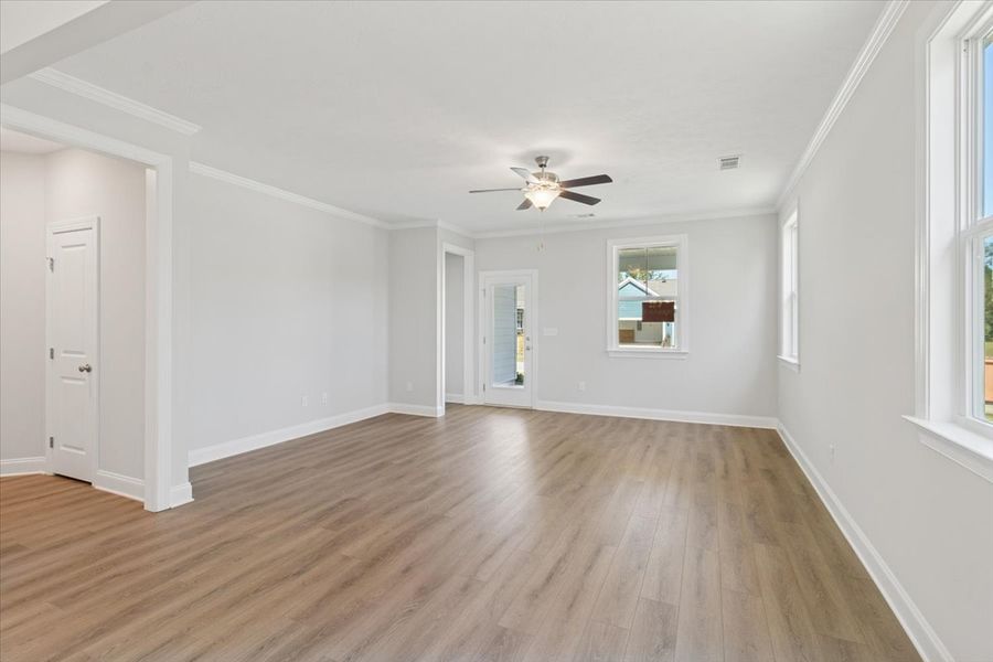 Spacious, unfurnished interior of a new home in Tillery Park, Grovetown (Image 14).