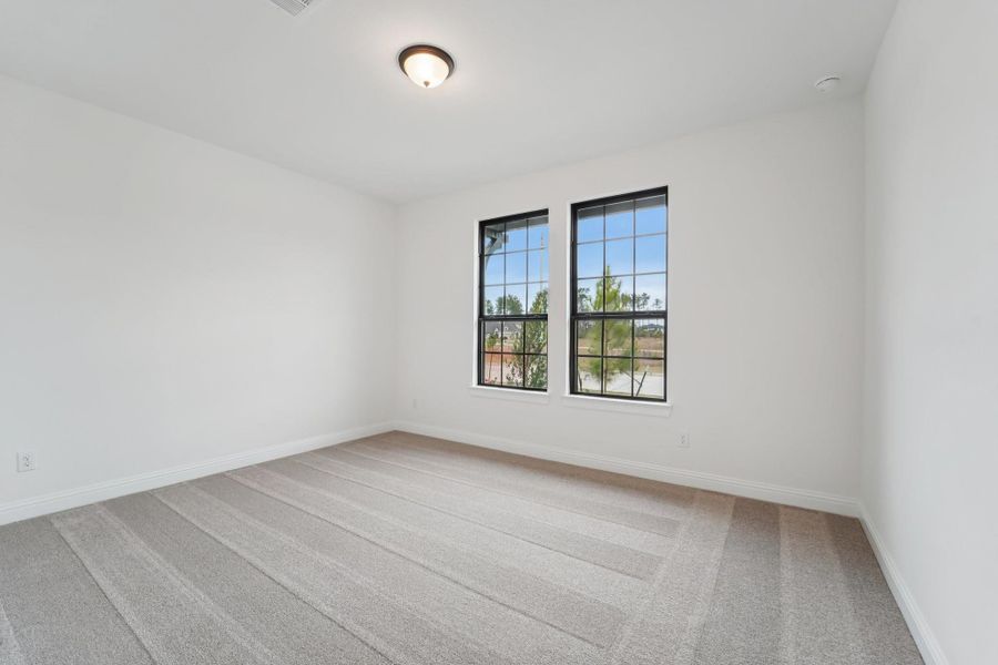 Spacious, unfurnished interior of a new home in Evergreen 55', Conroe (Image 48).