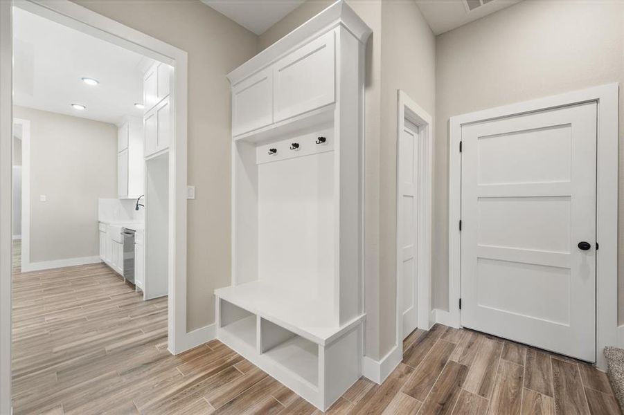 Spacious, unfurnished interior of a new home in , Corsicana (Image 31). Spacious, unfurnished interior of a new home in , Corsicana (Image 31).