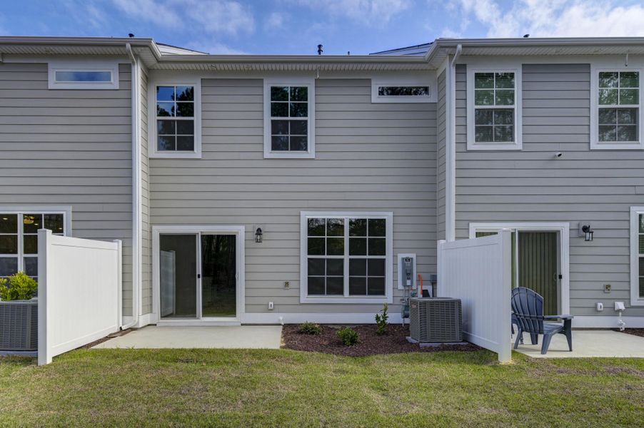 Exterior details and patio area of a home in Lake Carolina Townhomes, Columbia (Image 28).