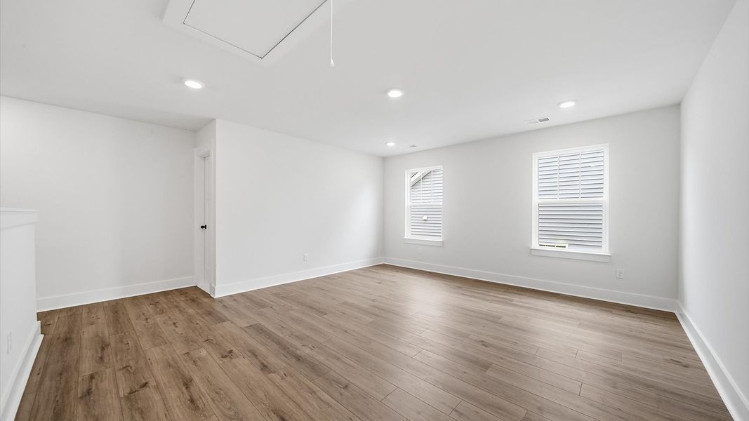 Stylish loft retreat with hardwood flooring and accomplished architectural detail located in the growing Moore, SC
