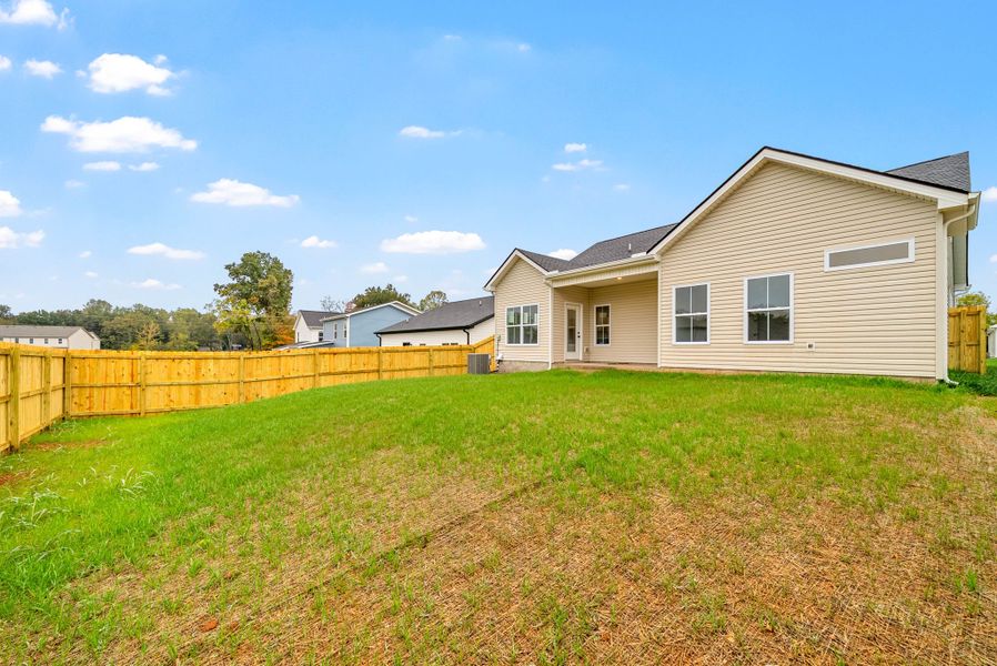 Exterior details and patio area of a home in New Hope Estates, Clarksville (Image 19).