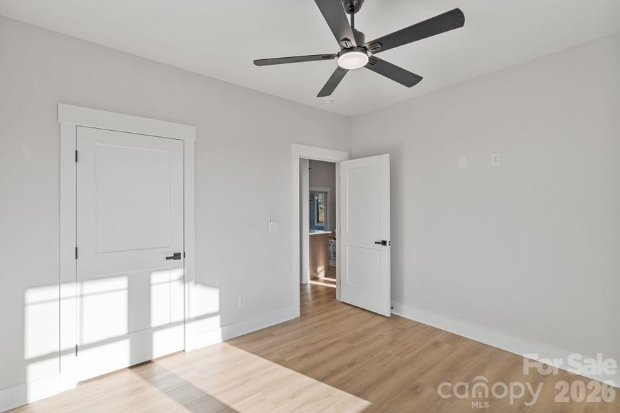Spacious, unfurnished interior of a new home in , Salisbury (Image 39).
