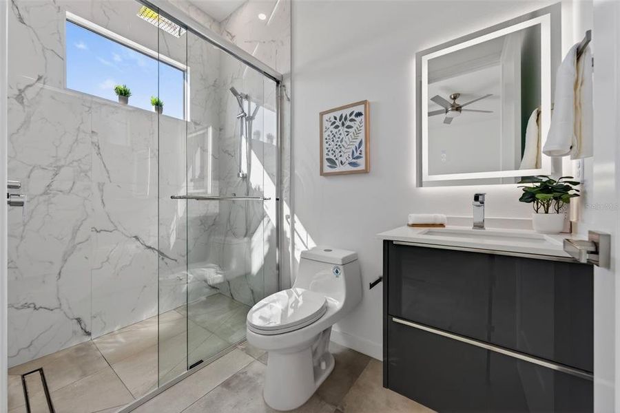 Furnished interior view inside a new home in , Sarasota (Image 9).