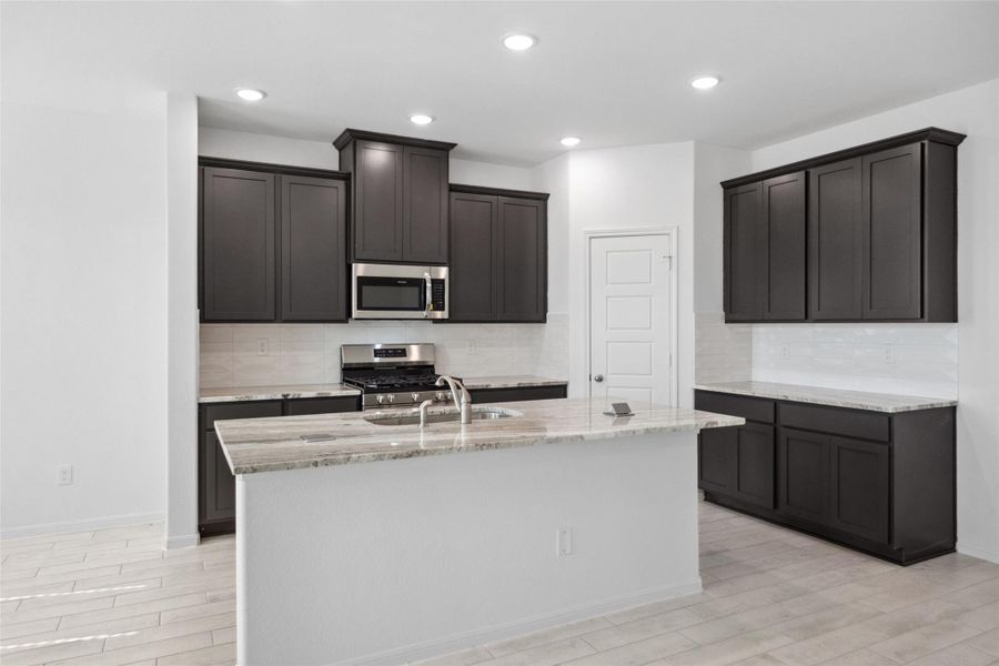 Furnished interior view inside a new home in Rollingbrook Estates, Baytown (Image 6). Furnished interior view inside a new home in Rollingbrook Estates, Baytown (Image 6).