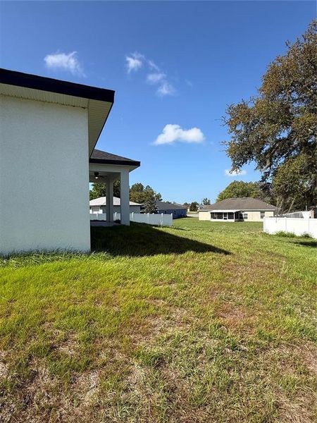 Exterior details and patio area of a home in , Ocala (Image 20).