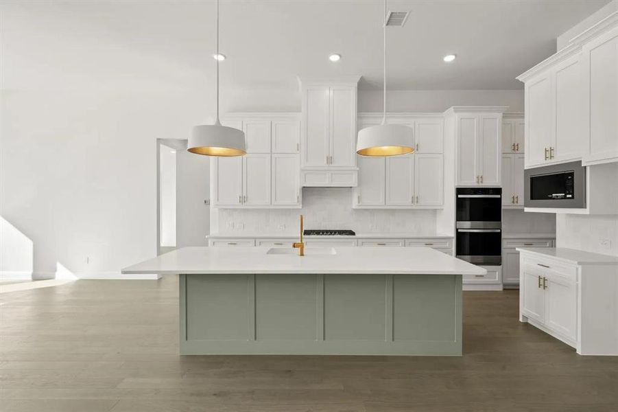 Furnished interior view inside a new home in Rockwood 90', Mansfield (Image 7).