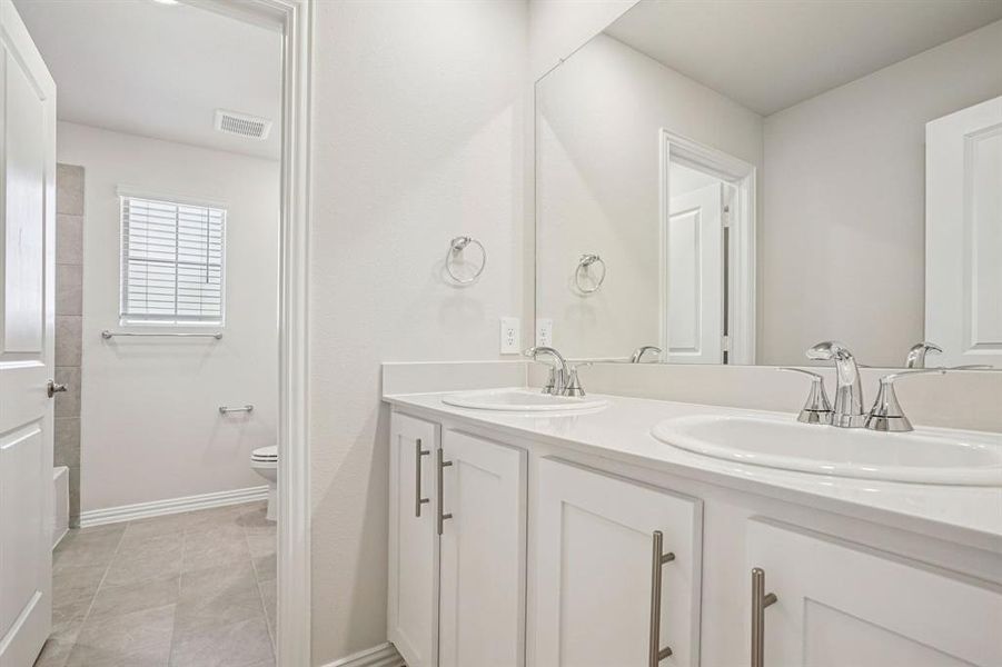 Photo is not of the actual home, but is an inspirational photo of builder’s model home and may depict options, furnishings, and/or decorator features that are not included. Photo is not of the actual home, but is an inspirational photo of builder’s model home and may depict options, furnishings, and/or decorator features that are not included.