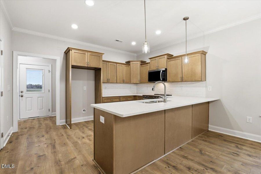 20-608 S Vance St-20