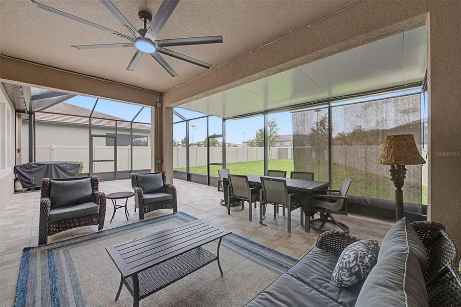 Exterior details and patio area of a home in , San Antonio (Image 32).