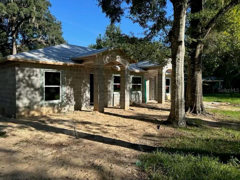 Image 8 of a home in . Image 8 of a home in .