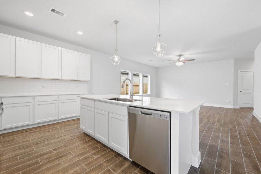 Furnished interior view inside a new home in Pecan Estates, Crosby (Image 10).