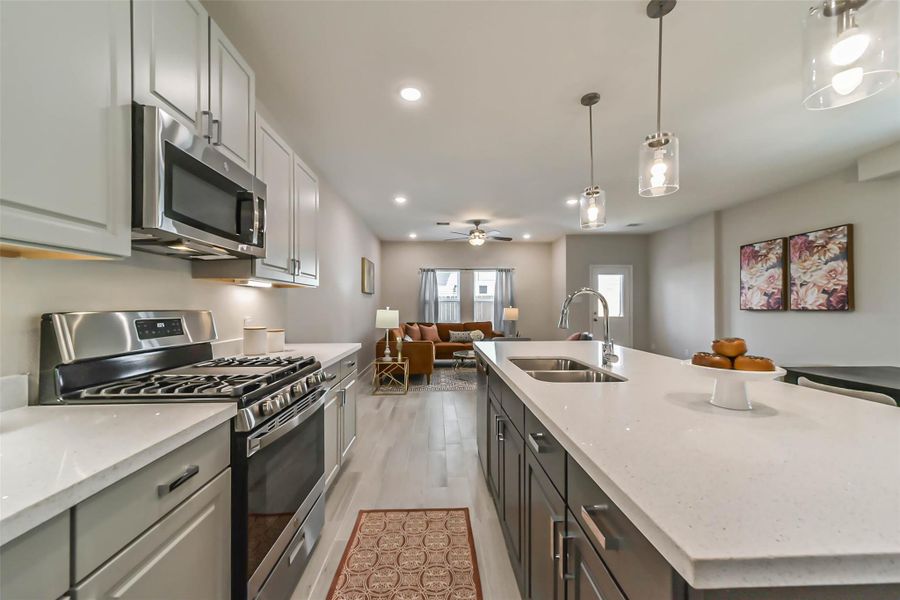 Photos are sample images from a previously built home with the same floor plan. Finishes and fixtures in the current home have been upgraded and may vary. Photos are sample images from a previously built home with the same floor plan. Finishes and fixtures in the current home have been upgraded and may vary.