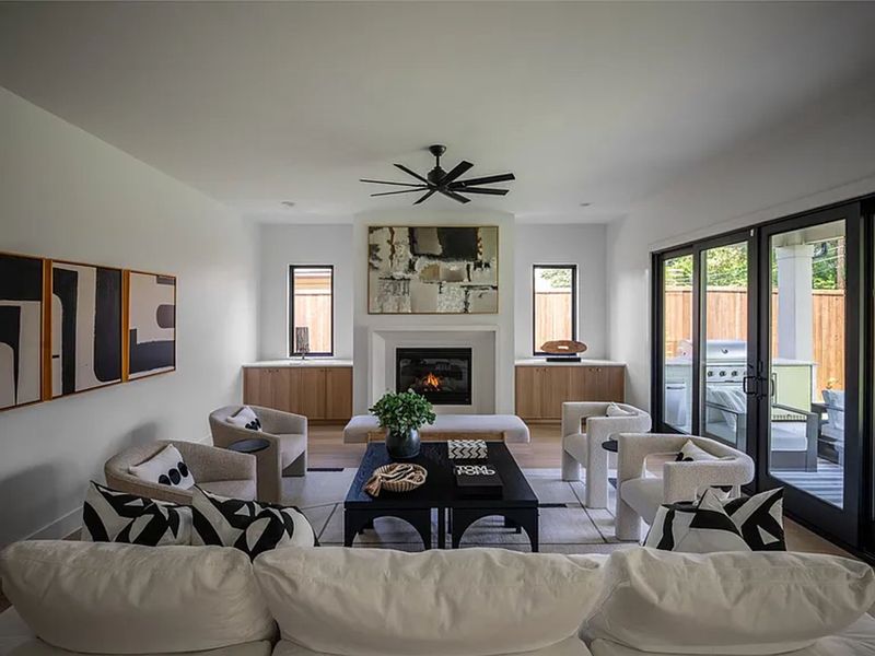 Furnished interior view inside a new home in , Dallas (Image 12). Furnished interior view inside a new home in , Dallas (Image 12).