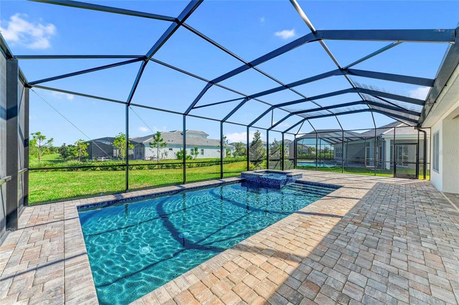 Exterior details and patio area of a home in , Venice (Image 17).