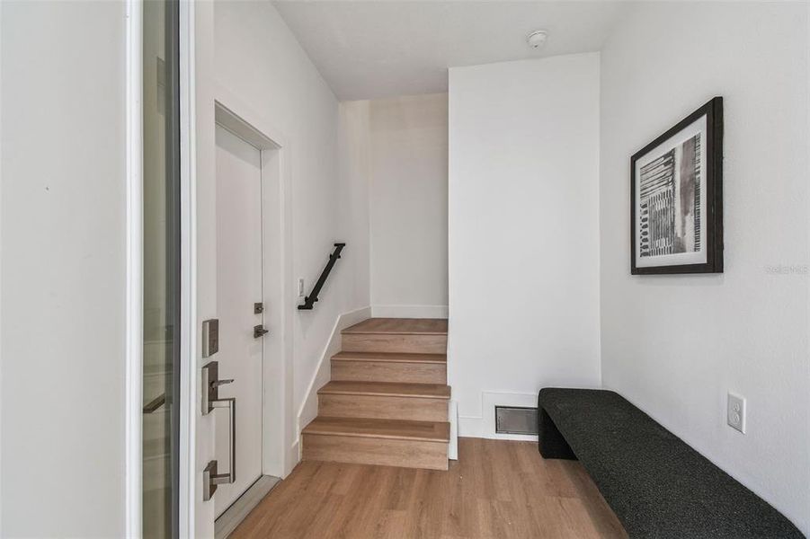 Spacious, unfurnished interior of a new home in , St. Petersburg (Image 26). Spacious, unfurnished interior of a new home in , St. Petersburg (Image 26).