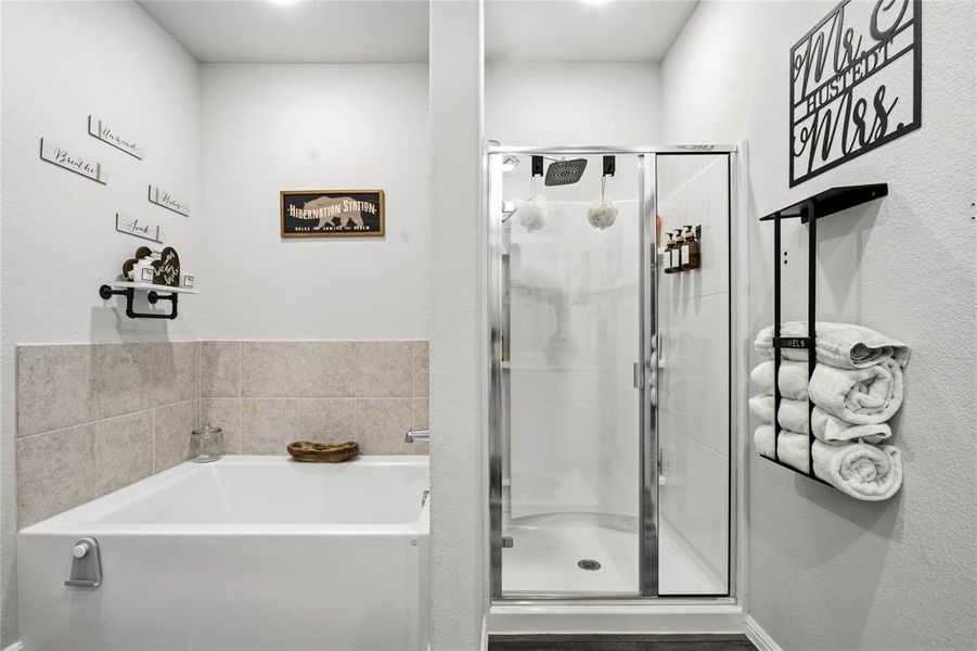 Furnished interior view inside a new home in Forest Park, Princeton (Image 28).