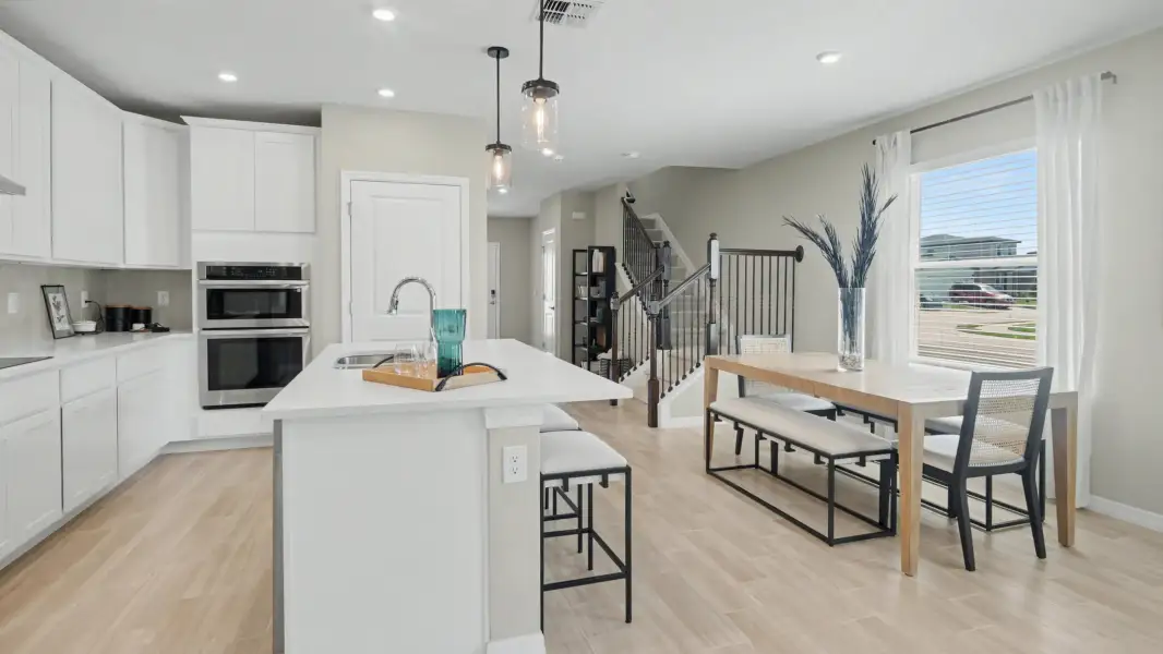 Representative furnished interior of a home built from the Lexington by Maronda Homes in Malabar Springs, Palm Bay (Image 12).