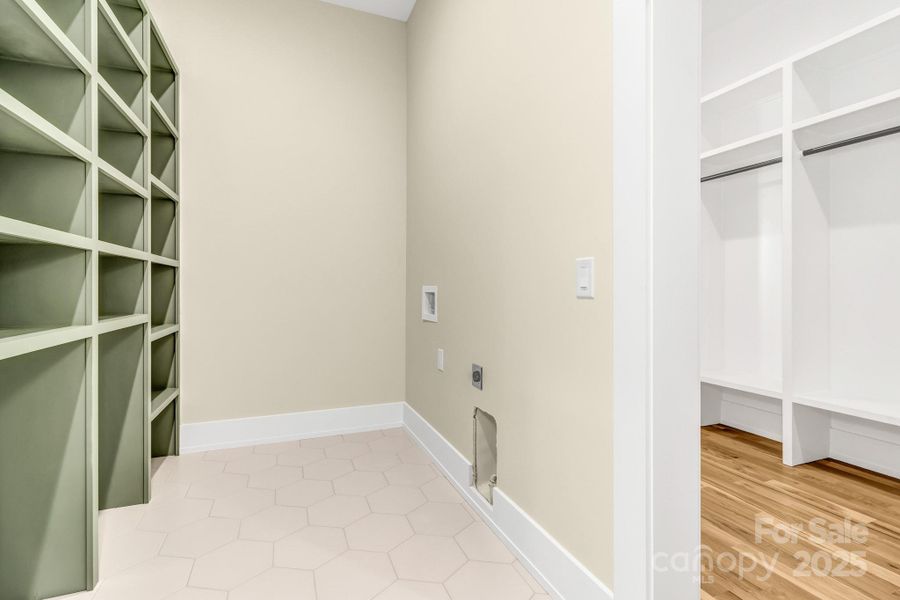 Spacious, unfurnished interior of a new home in , Alexander (Image 29). Spacious, unfurnished interior of a new home in , Alexander (Image 29).