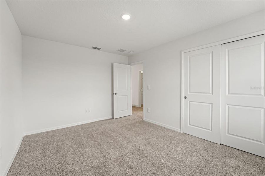 Spacious, unfurnished interior of a new home in Two Rivers - Classic Series, Zephyrhills (Image 21).