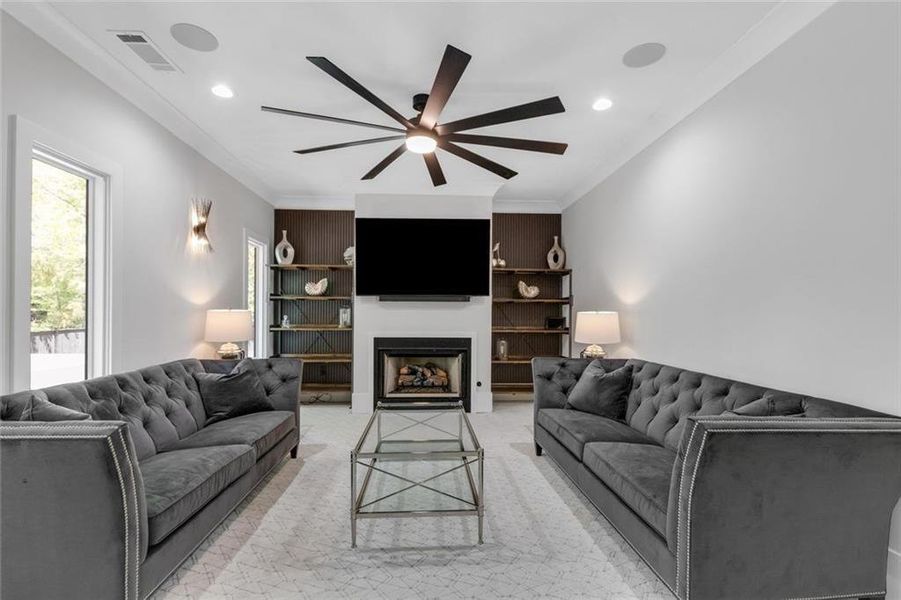 Furnished interior view inside a new home in , Roswell (Image 76).