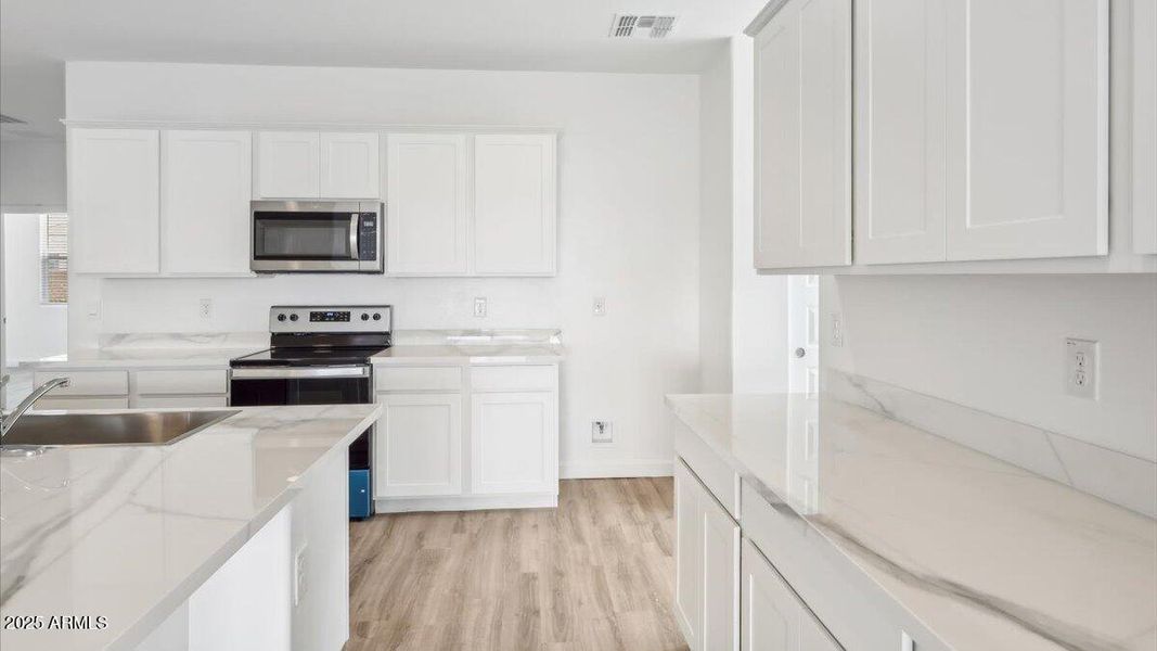 Kingstom kitchen Kingstom kitchen