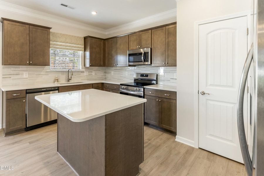 Center Island Center Island