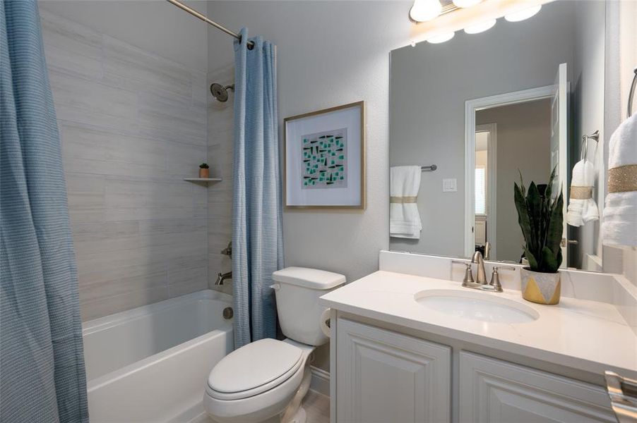 Furnished interior view inside a new home in Creekview Meadows, Pilot Point (Image 15).