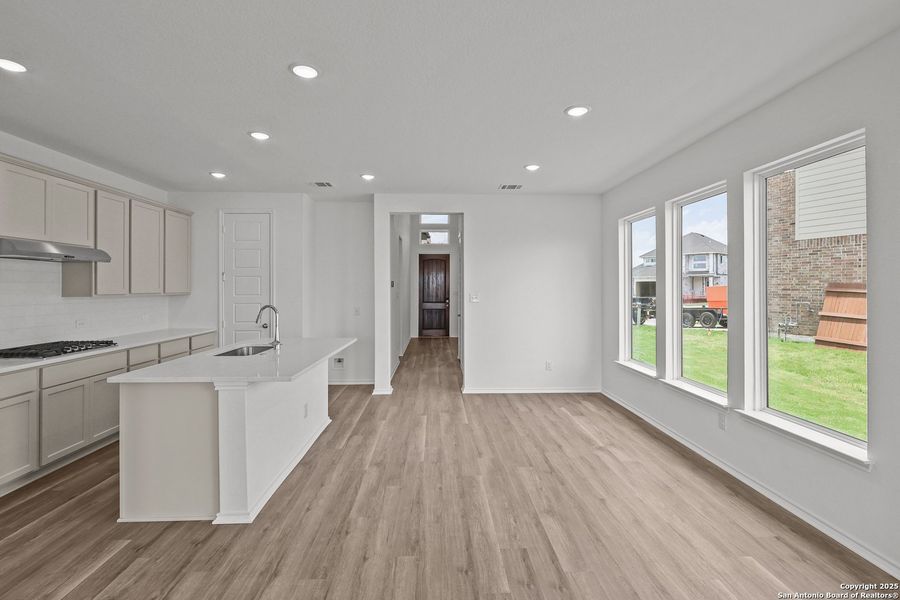 Image 30 of a home in Rhine Valley.