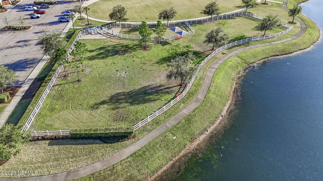 Image 91 of a home in .