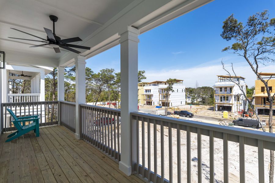 Exterior details and patio area of a home in Twin Palms, Inlet Beach (Image 27).