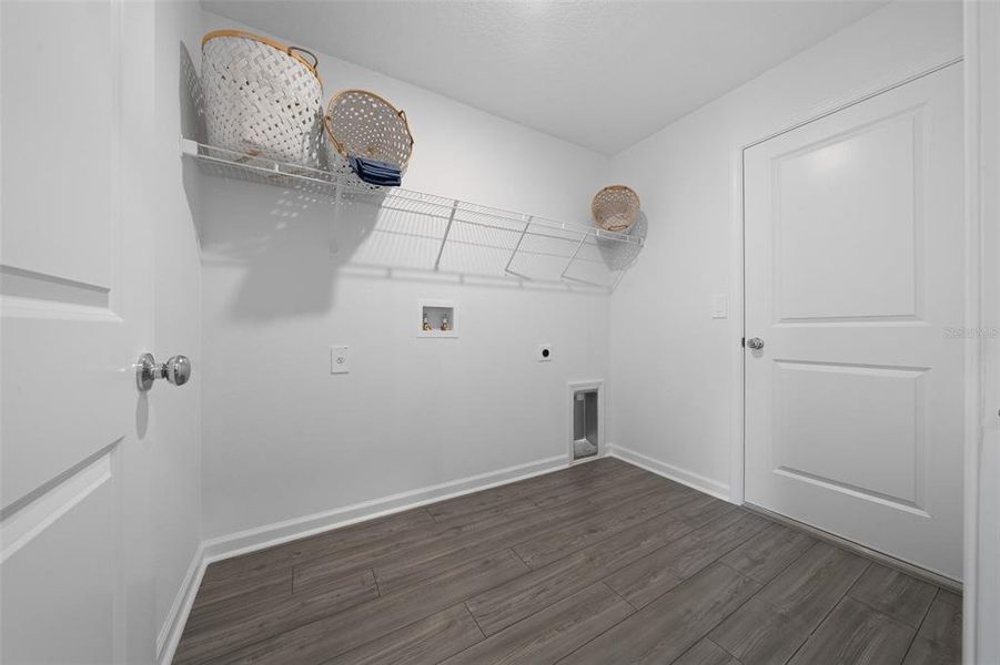 Spacious, unfurnished interior of a new home in Tara Forest East, Alachua (Image 18).