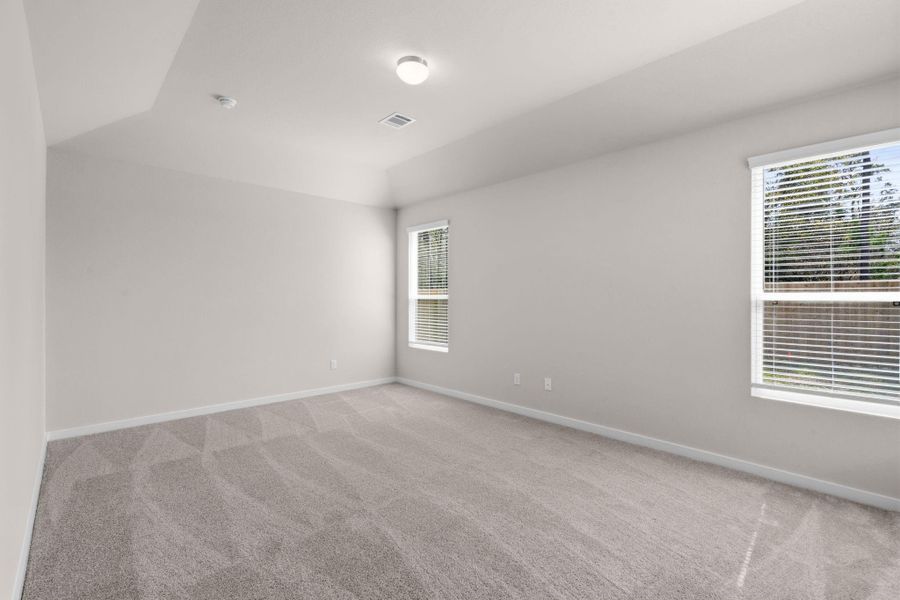 Spacious, unfurnished interior of a new home in Cypresswood Landing, Humble (Image 25).